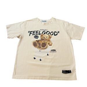 Aelfric Eden Light Yellow T-Shirt with “Feel Good” “Be Kind” Teddy Bear Sz M